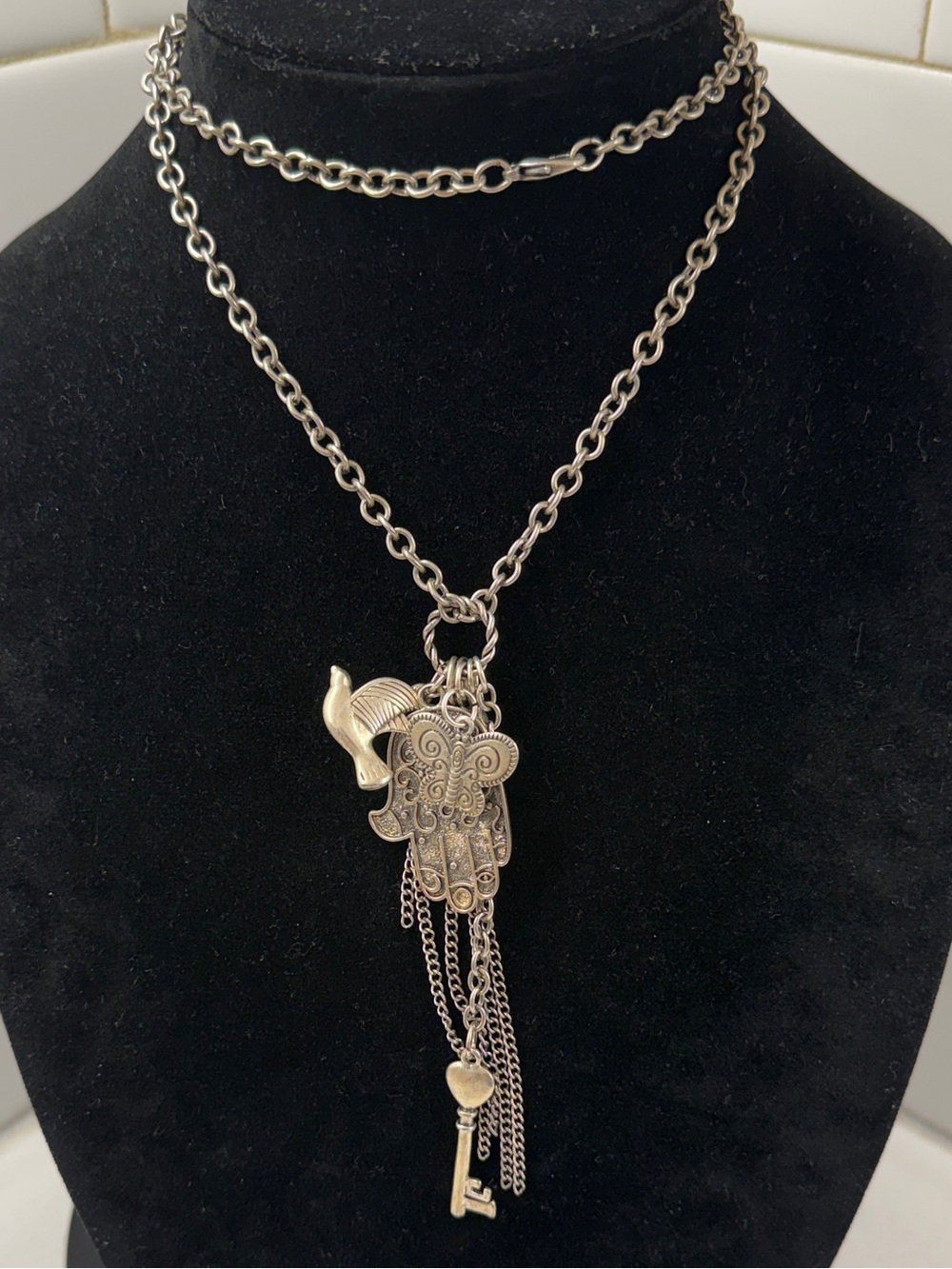 Silver Hamsa Charm Pendant Necklace - Unbranded